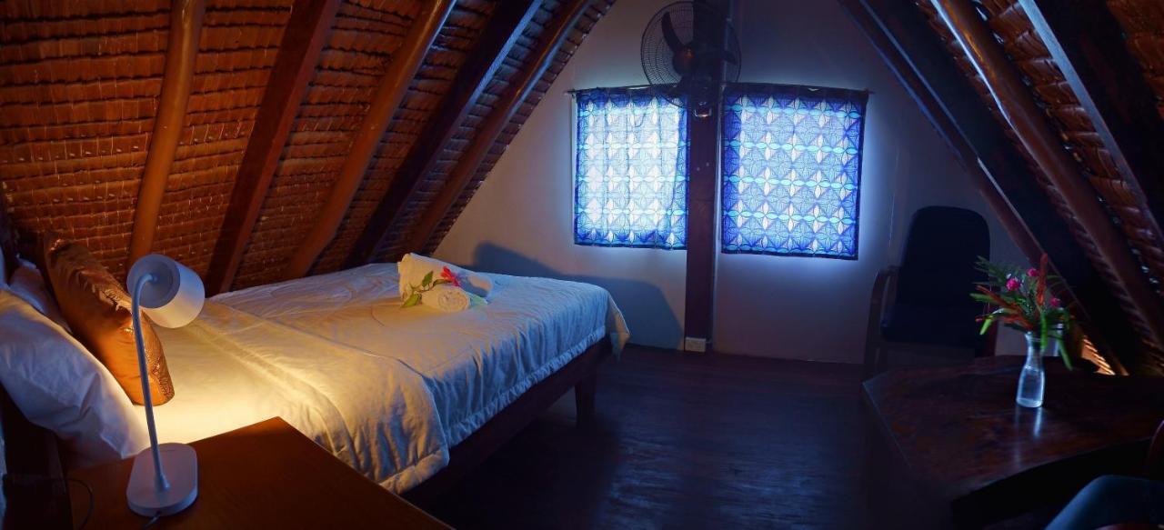 Treetops Boutique Hotel & Bungalows Port Vila Exterior photo